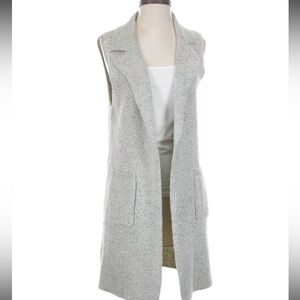 Monteau Gray Sleeveless Sweater Vest